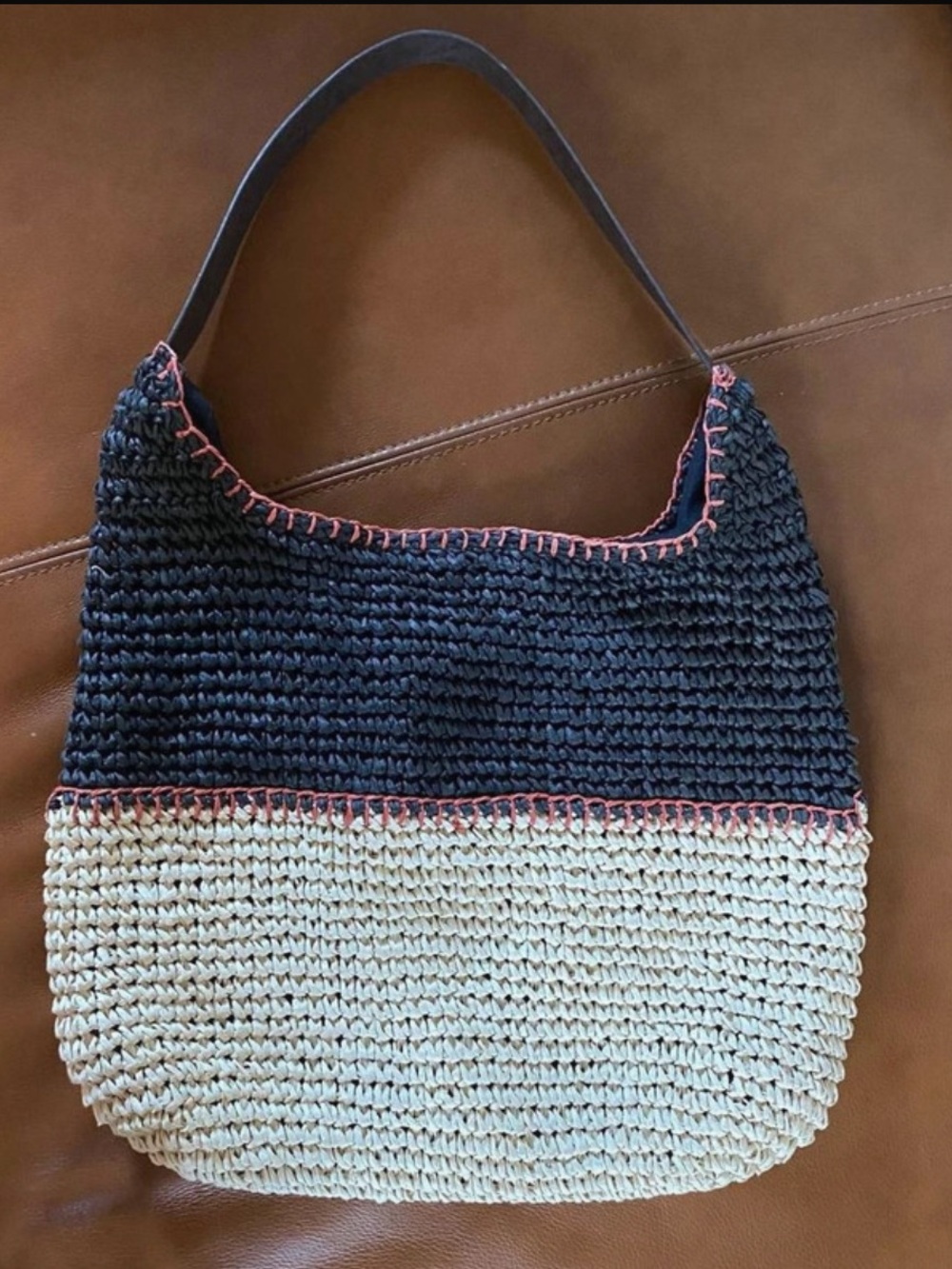 Woven Two-Tone Seagrass Shoulder Bag - Black and Cream